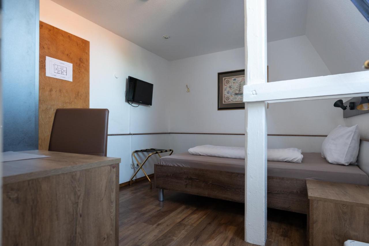 Alt-Emder Buergerhaus Hotell Emden Exteriör bild