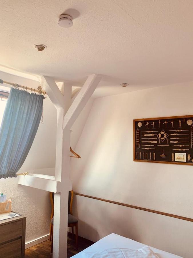 Alt-Emder Buergerhaus Hotell Emden Exteriör bild