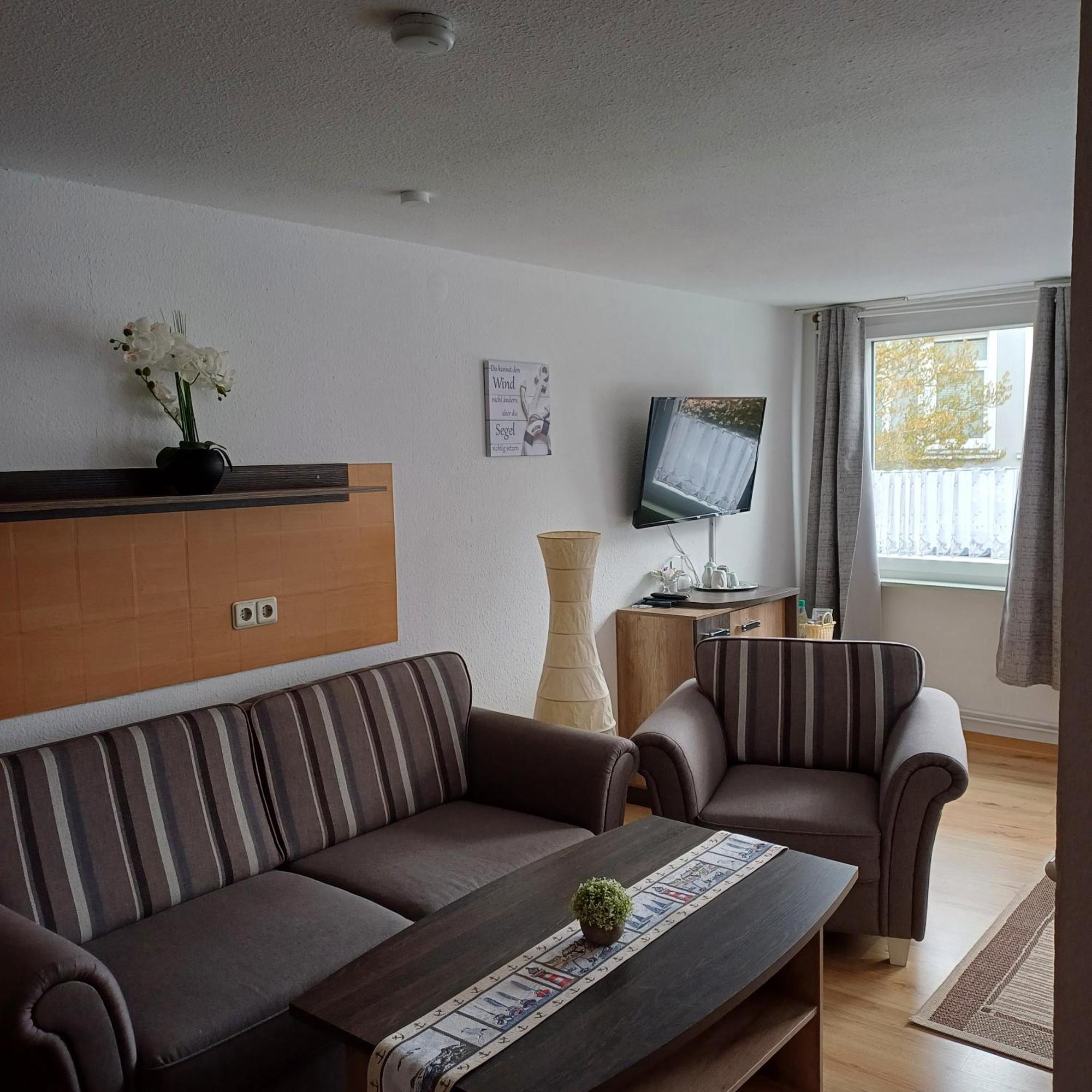 Alt-Emder Buergerhaus Hotell Emden Exteriör bild