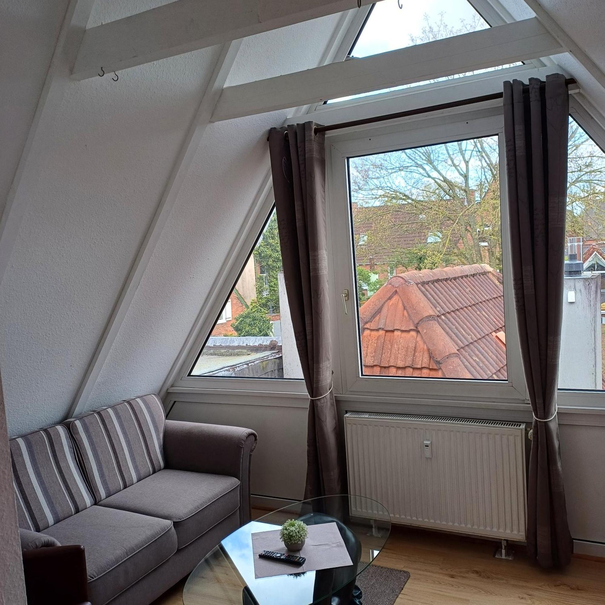 Alt-Emder Buergerhaus Hotell Emden Exteriör bild